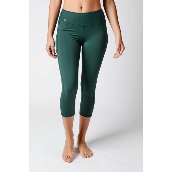 lululemon athletica Pants - Lululemon Train Times Crop Leggings Size 6 Forest Green Cropped Athletic Pants